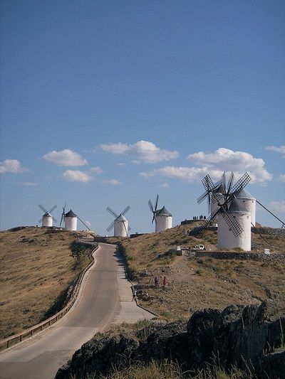 Molinos de viento Consuegra Don quijote de la mancha Panibericana