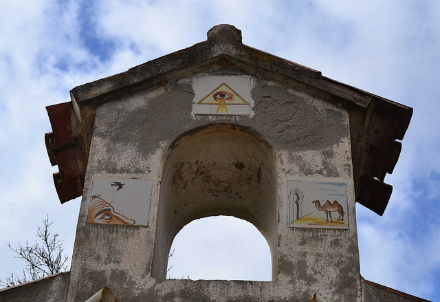 Monumento a los ojos Ambite Panibericana 12