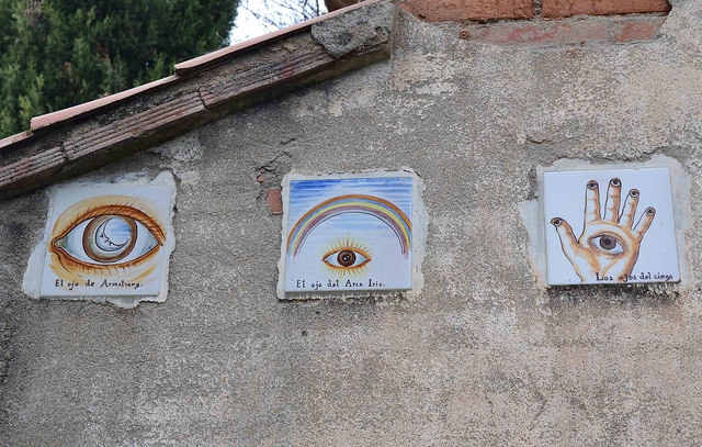 Monumento a los ojos Ambite Panibericana 5