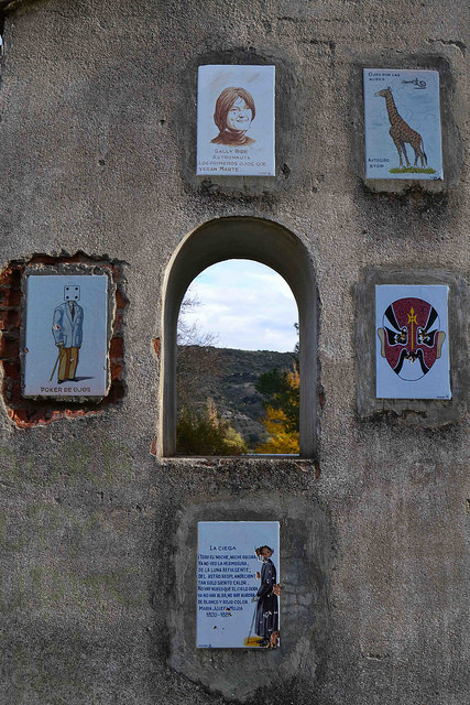 Monumento a los ojos Ambite Panibericana 8