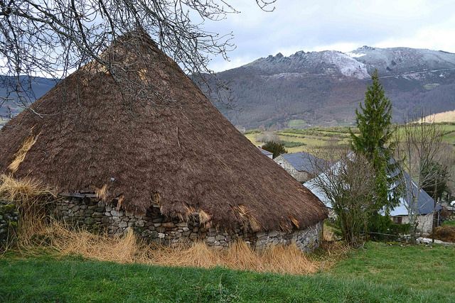Palloza, Piornedo, Ancares, Galicia, Lugo, Museo Casa do sesto Panibericana 5