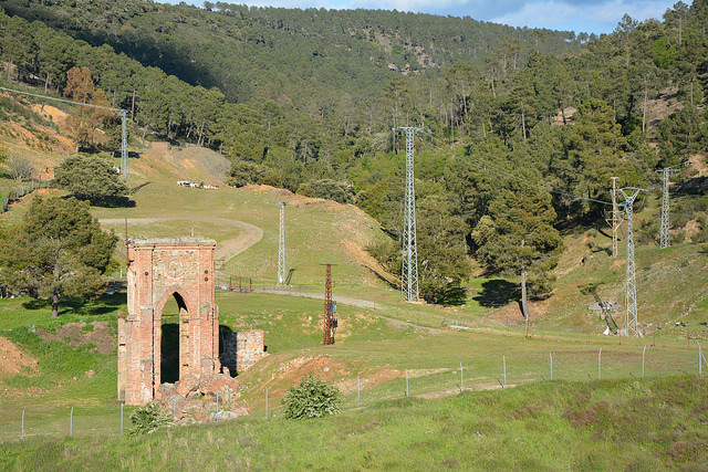 Pueblo fantasma, pueblo minero, pueblos abandonados Minas del Horcajo, Berrea, Ciudad Real, Castilla la Mancha, Sierra Madrona, Mineria, Córdoba Panibericana 5