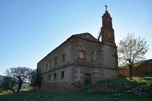 Pueblo fantasma, pueblo minero, pueblos abandonados Minas del Horcajo, Berrea, Ciudad Real, Castilla la Mancha, Sierra Madrona, Mineria, Córdoba Panibericana 7