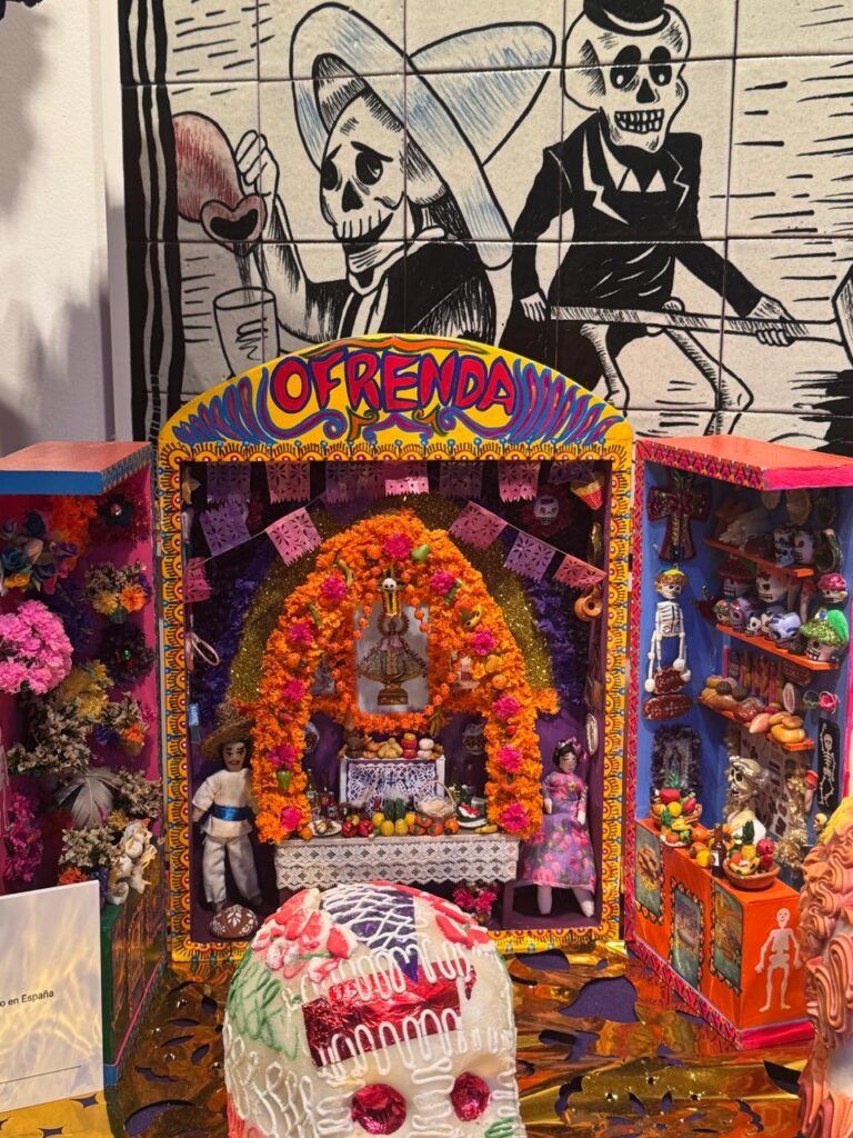 Casa-de-México-en-Madrid- Altares-Día- de- muertos-calaveras-Halloween-cenpasúchil-artesanía-Panibericana 3